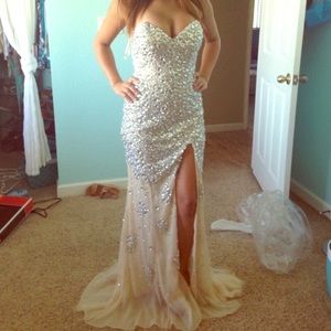 Jovani gown for prom, wedding and more!